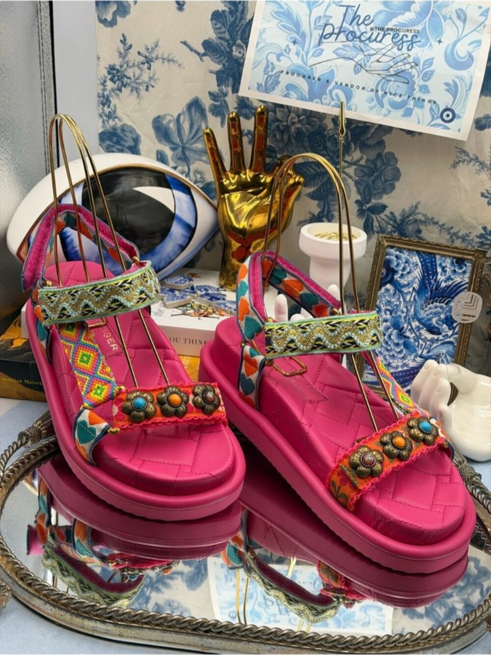🆕 KURT GEIGER LONDON 🧿 NWOB Orson Jacquard Strap Sandals, Bright Pink - Sz 7